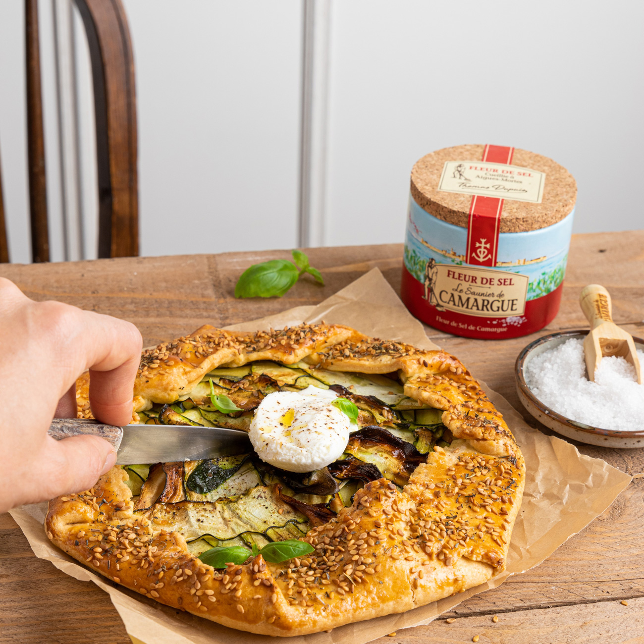 Tarte rustique courgette, burrata et parmesan